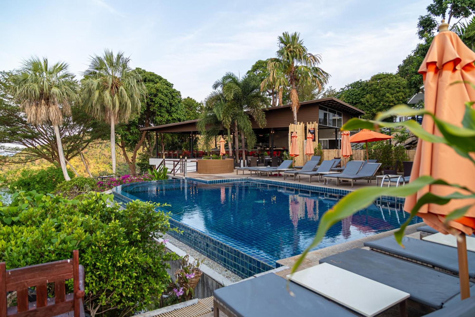 ⋆⋆⋆⋆ | シークレット クリフ リゾート&レストラン | THAILAND